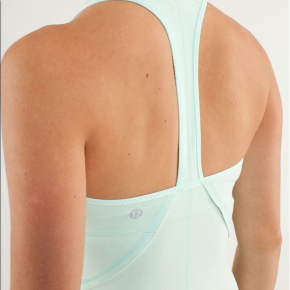 RARE Lululemon Power Up Tank 4 Mint Moment LikNew - Picture 4 of 13